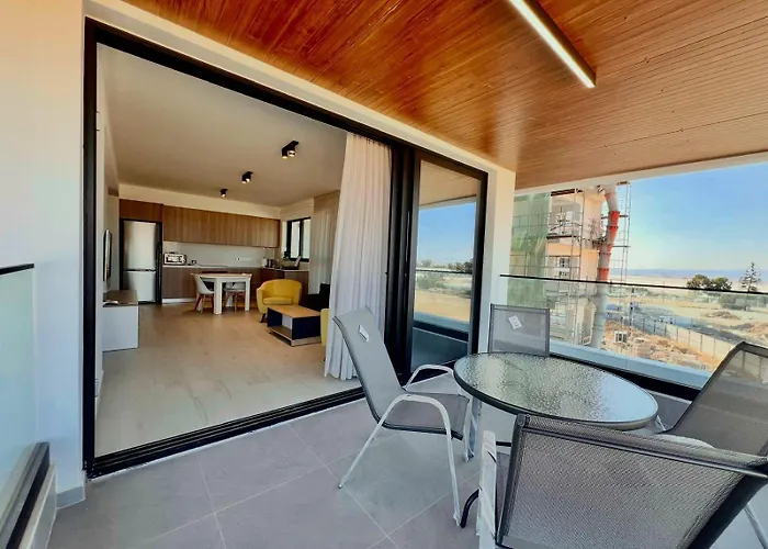 Mackenzie Seaside * Larnaca